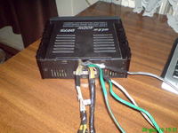 Wzmacniacz ELTA 8975 jak podłączyć?