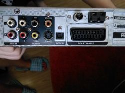 Vectra HMC 4120 decoder, - How to connect vectra HMC4120 decoder with old cinema