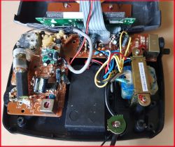 Radiobudzik ELTA 4542N z DCF77 - wnętrze, problem z synchronizacją
