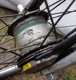Oświetlenie rowerowe z podtrzymaniem Oświetlenie rowerowe z podtrzymaniem