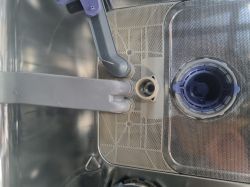 Beko DIN28431 - nie obraca się środkowy spryskiwacz mimo wymiany pompy