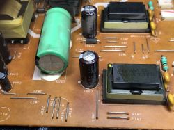 Krótka naprawa starego monitora BenQ Q9T5 - wymiana kondensatorów, "recapping"