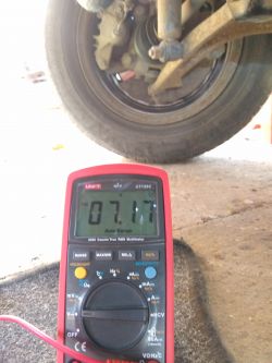 Dyskusja o niskim napięciu w alternatorze VW T4 1.9 TDI - wymiana komutatora i regulatora napięcia