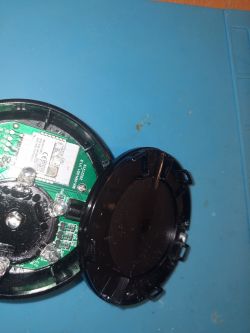 View of the interior of the AVATTO S16 IR transmitter with an open casing.