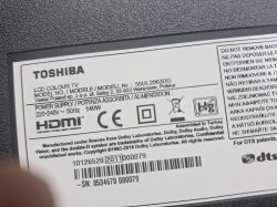 Tabliczka znamionowa telewizora Toshiba