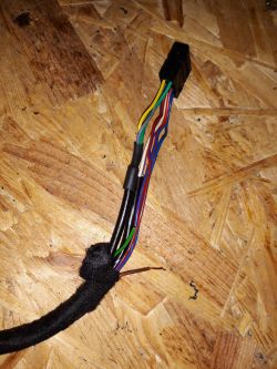 Audi ipod adapter - Podłączenie wolnych przewodów