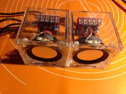 Recenzja zestawu DiY mini głośników aktywnych - zawartość, instrukcja i montaż