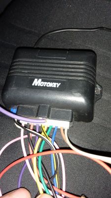 Dopięcie centralki z pilotem do fabrycznej centralki bez pilota FOX