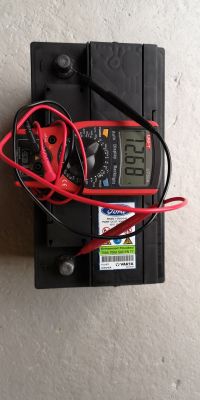 Charging EFB Battery with YATO YT-8301 Charger: Recommended Settings for AK, WET, GEL, AGM