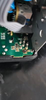 President Harry III - spalone elementy SMD przy gnieździe mikrofonu, podpięcie złego mikrofonu