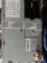 Identifying Power Pins for Radio VW RCD 300 MP3 to Connect to a 12V Power Supply