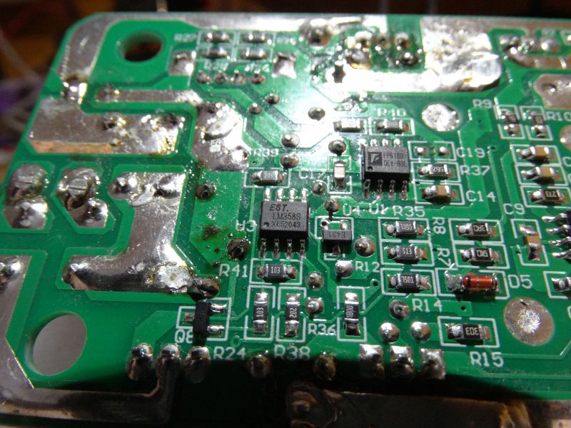 Szukam schematu zasilacza samochodowego do laptopa - Voltcraft SDR125usb, regulacja napięcia