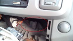 Opel Vivaro/Trafic/Primastar - Podłączenie oryginalnej nawigacji Renault