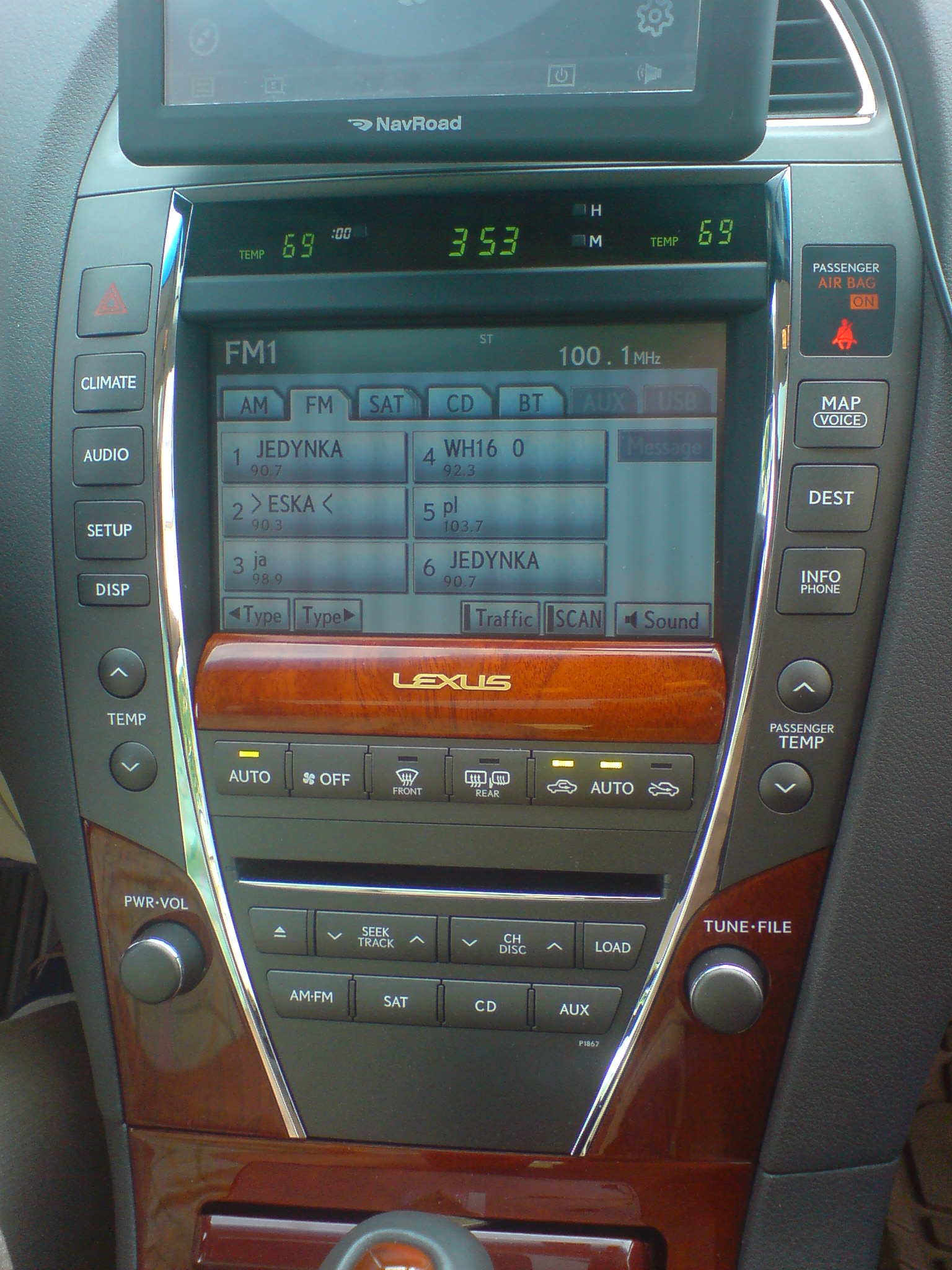 Radio samochodowe Lexus P1686 jak przerobić?? elektroda.pl