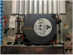 Wyrwane pady lutownicze, alternatywne podłączenie wentylatora - PS2 Slim SCPH-77004