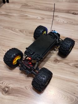 Das zweite Leben von RC-Modellen, also die Fernbedienung von Frog_Qmak