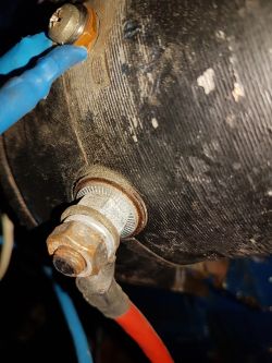 Jaki regulator napięcia do prądnico-rozrusznika RG15 C na jachcie?