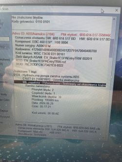 Zdjęcie ekranu VCDS z diagnozą błędów ABS w samochodzie Skoda Rapid 2014.