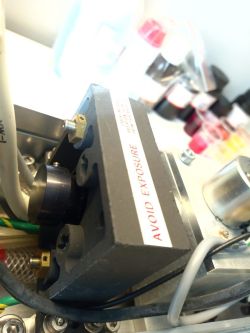 LASER ND:YAG 80W ze znakowarki, uruchomienie źródła
