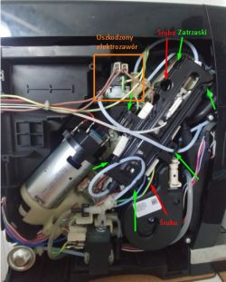 DeLonghi ECAM 350.55 B - Głośna praca podczas spieniania mleka i fukcji CLEAN