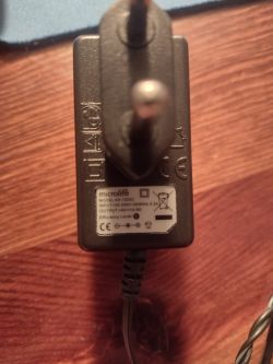 Pegasus Megadrive - jaki zasilacz? pękniety zaczep gniazda