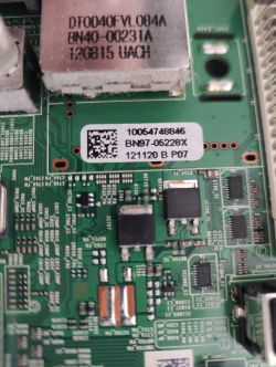 Samsung UE32EH4000 - nie włącza się, brak kontrolki
