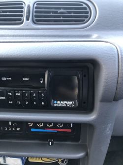 Radio BlaupunktHeilBronn rcc24 - Rozkodowane radio w Nissanie Serenie - potrzebn