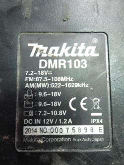 Makita DMR 103 radio budowlane , uszkodzony scalak