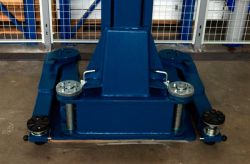 Replacing Ravaglioli KPS306 Two-Column Lift: Maha or Nussbaum for Heavy Cars?
