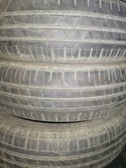 Czy letnie opony DOT 1518 z pęknięciem w środku nadają się do użytku?