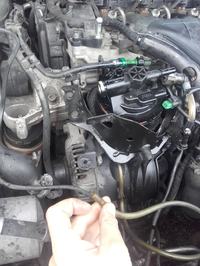 Peugeot 407 2.0 HDI 136 2004 - luźny przewód przy filtrze paliwa, silnik nie odpala