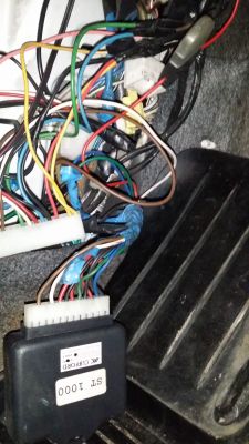 Toyota Yaris '99 - Nie działa centralny zamek, alarm, przecięte kable