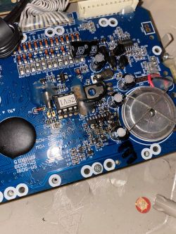Orbitrek KETTLER model VERSO 307 - podłączyłem zasilacz 12V zamiast 9V