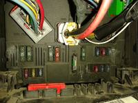 Peugeot 206 - Tylnia wycieraczka - bezpiecznik poz.11 (15A)