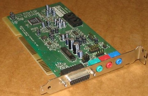 Komputer z Duron 450MHz zawiesza się po włożeniu karty dźwiękowej Sound Blaster