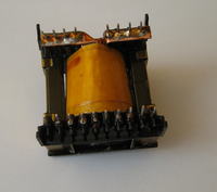 Budowa przetwornicy 12V/750V Budowa przetwornicy 12V/750V