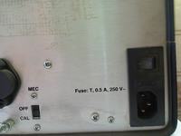 Proszę o informacje na temat wyświetlacza liniału frezarki