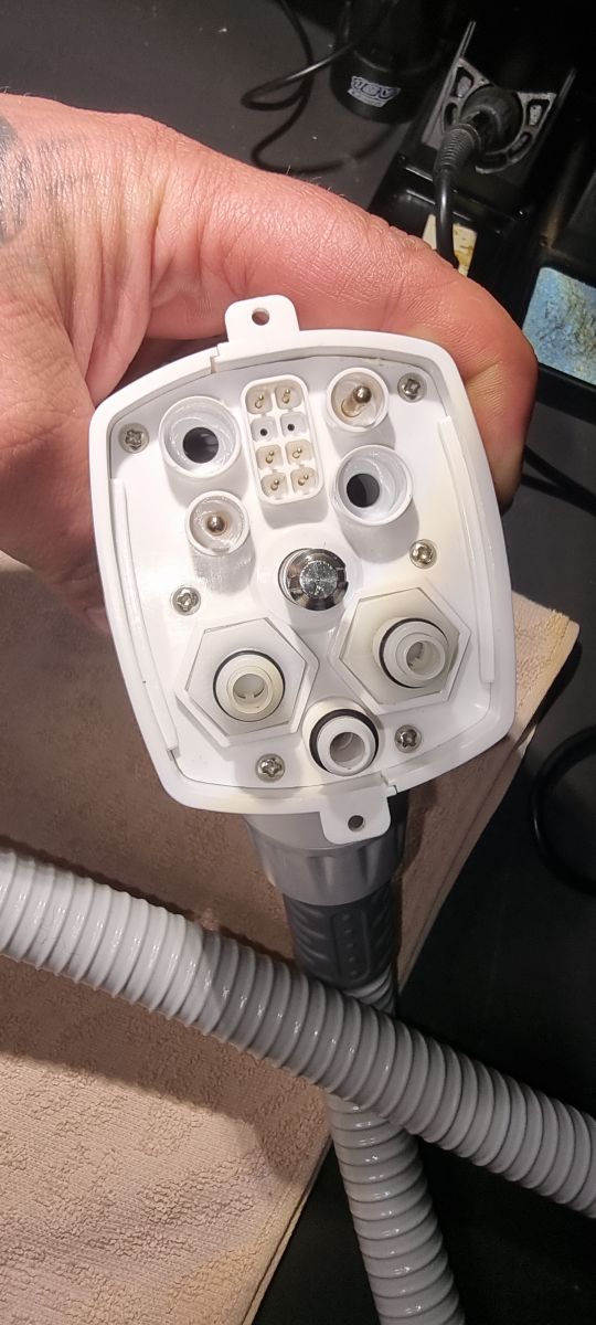 Potrzebny Schemat Do Telewizora Samsung UE49MU6472U Poszukiwania I Pomoc potrzebny-schemat-do-telewizora-samsung-ue49mu6472u-poszukiwania-i-pomoc