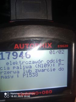 Wyświetlacz urządzenia diagnostycznego AUTOPHIX ES620 pokazujący kod błędu 17946 oraz informacje o elektrozworze odcięcia paliwa.