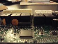 Volvo V40 - Jak zidentyfikować przekaźnik CEM od lewego światła mijania?