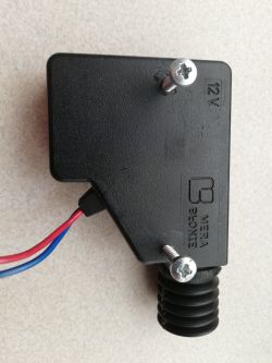 Opel Corsa C - Jaki zamiennik siłownika klapy tylnej?