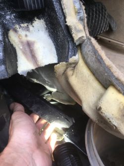 Touareg 5.0 TDI 05r - No communication with the box, ABS, suspension