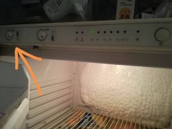 Ardo C02412A - lodówka nie wyłącza się pracuje cały czas.