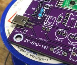 How many radios are in a radio? FM 87-108 MHz RDA5807S do-it-yourself kit