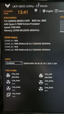 Ekran BIOS z ustawieniami płyty głównej, procesora i pamięci RAM DDR5