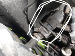 Identyfikacja przedmiotu na zdjęciu: kostka w Mercedes Benz Sprinter 313 CDI - funkcja i objawy