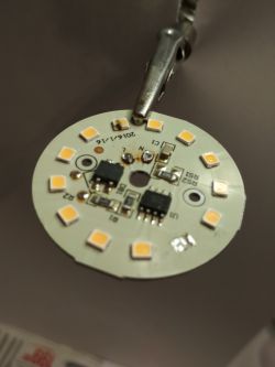 Mój sposób na naprawę lampy LED Mój sposób na naprawę lampy LED