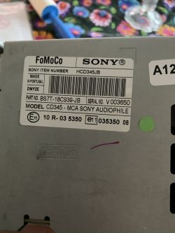 Mondeo Sony Audiophile schemat - Potrzebny schemat kostki radia Sony Audiophile