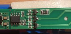 Recenzja i wnętrze latarki Worklight W-52 ładowanej przez USB Recenzja i wnętrze latarki Worklight W-52 ładowanej przez USB