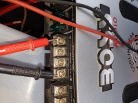 Boss BA-2900 - Brak sygnału na kanałach, dioda Power świeci, wentylator działa